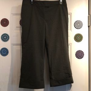 Genuine fit below waist Capri pants